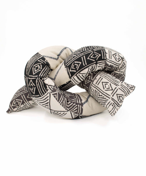 Knot Pillow