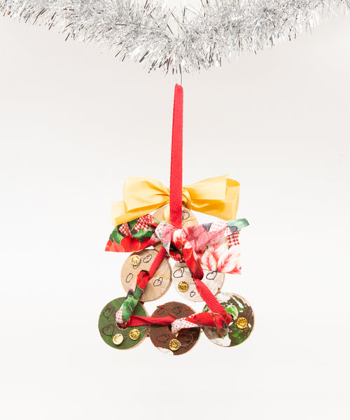 Ornament by Maria Vanik